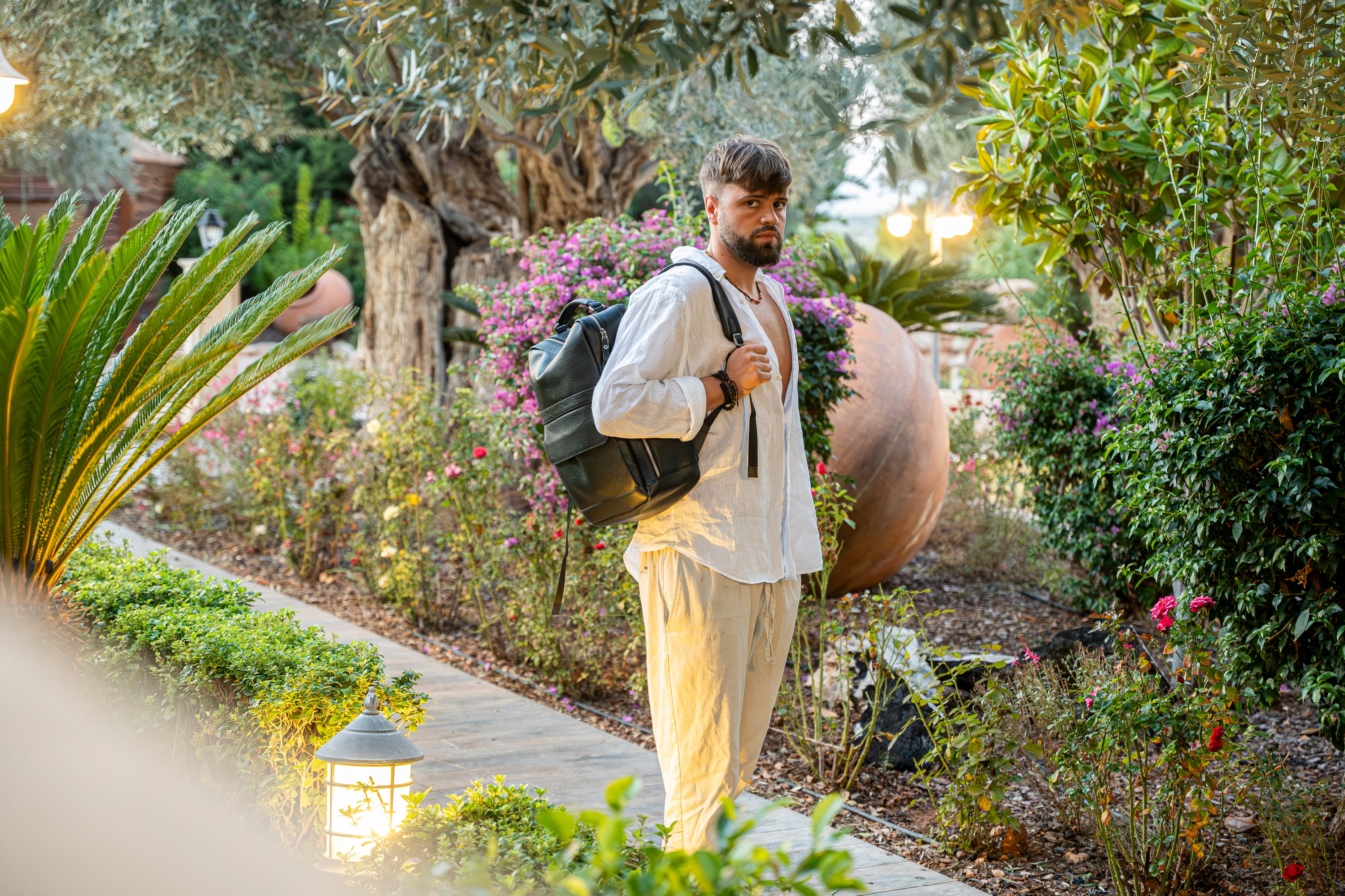 So pflegst du deinen Leder-Businessrucksack: 7 Profi-Tipps für lange Haltbarkeit